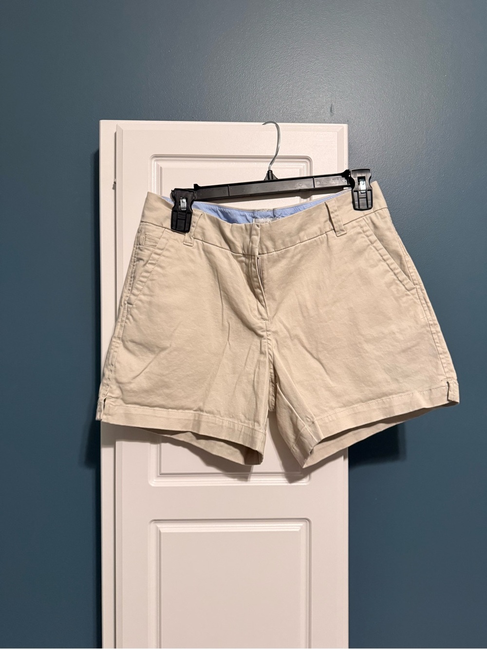 crown & ivy Beige Cotton Shorts- 5” inseam